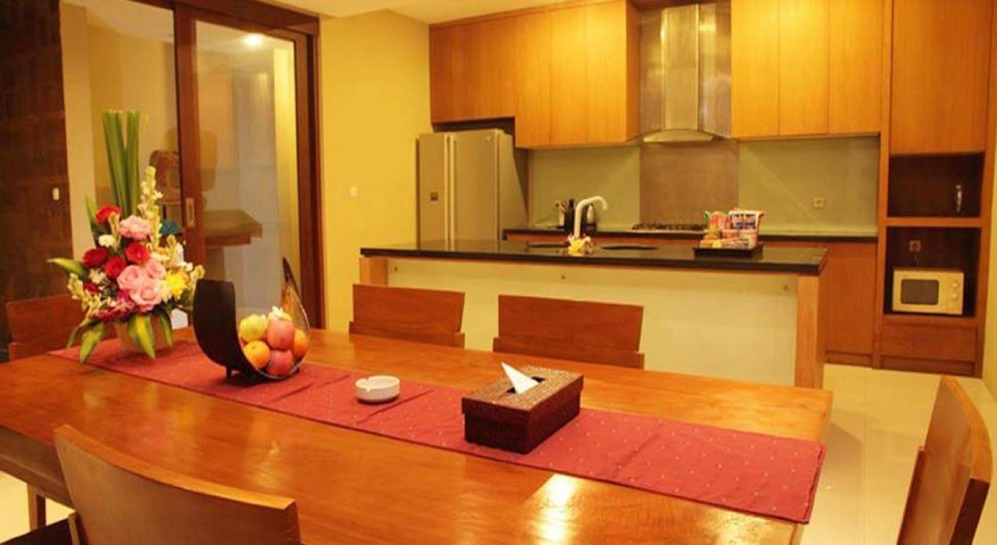 Maca Villas And Residence Umalas Seminyak Exterior foto