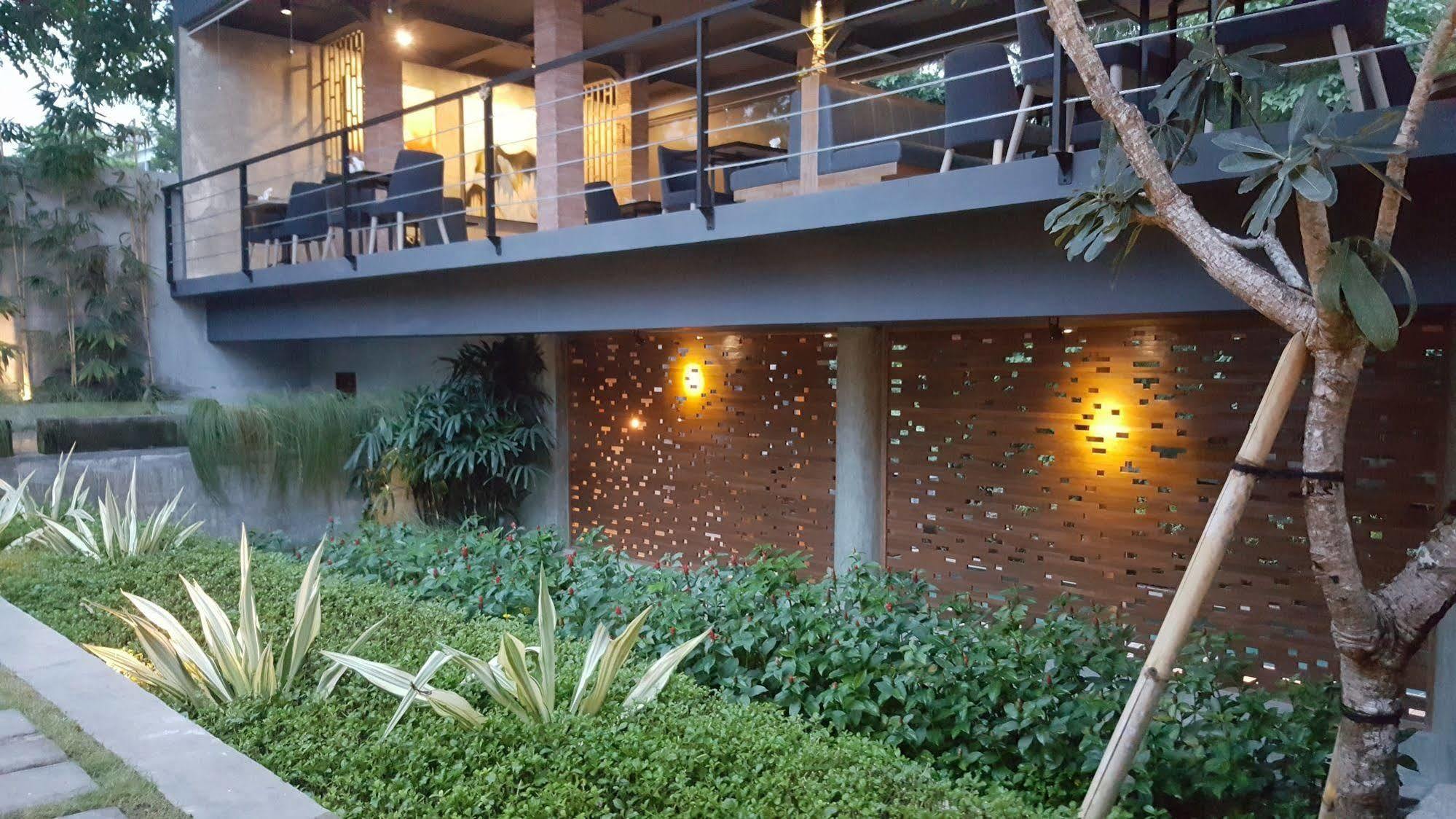 Maca Villas And Residence Umalas Seminyak Exterior foto
